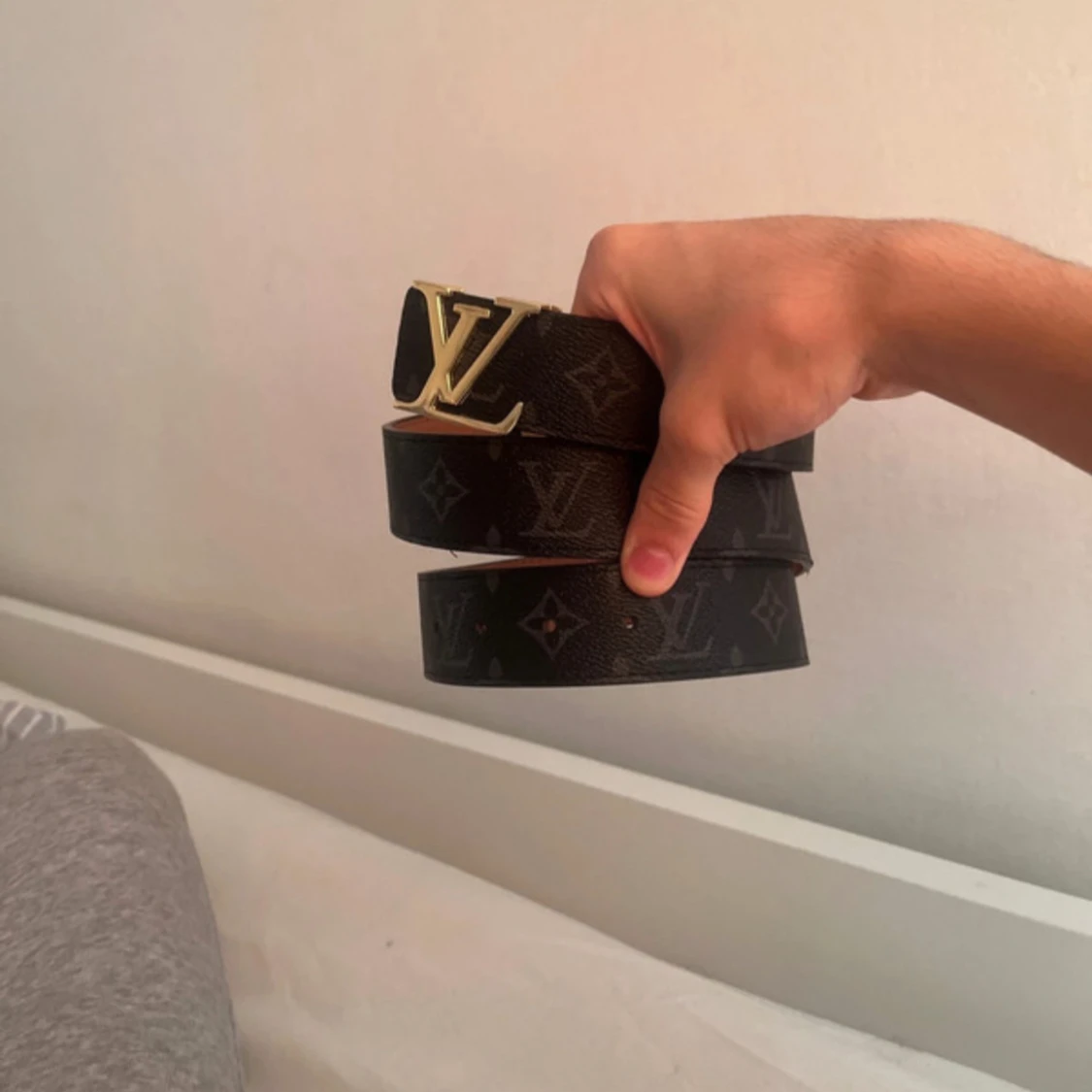 Exlusivt bälte från välkänt märke  - 1