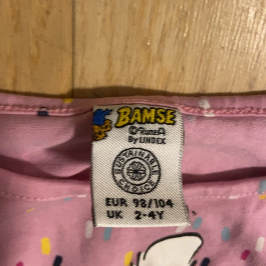 Rosa Bamse-klänning från Lindex - 1
