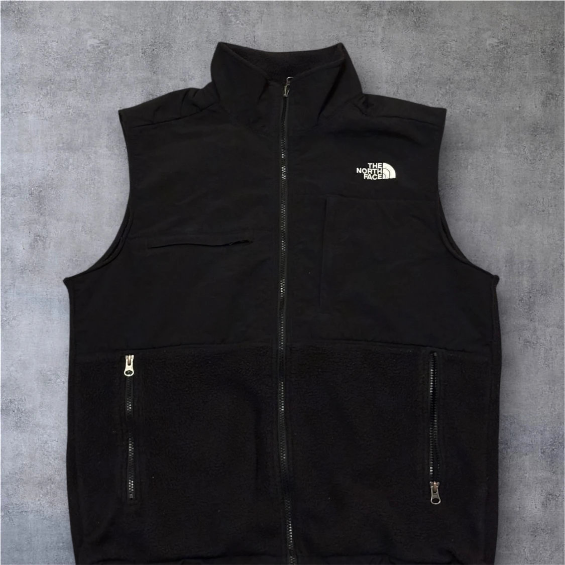 Svart fleeceväst från The North Face - 1