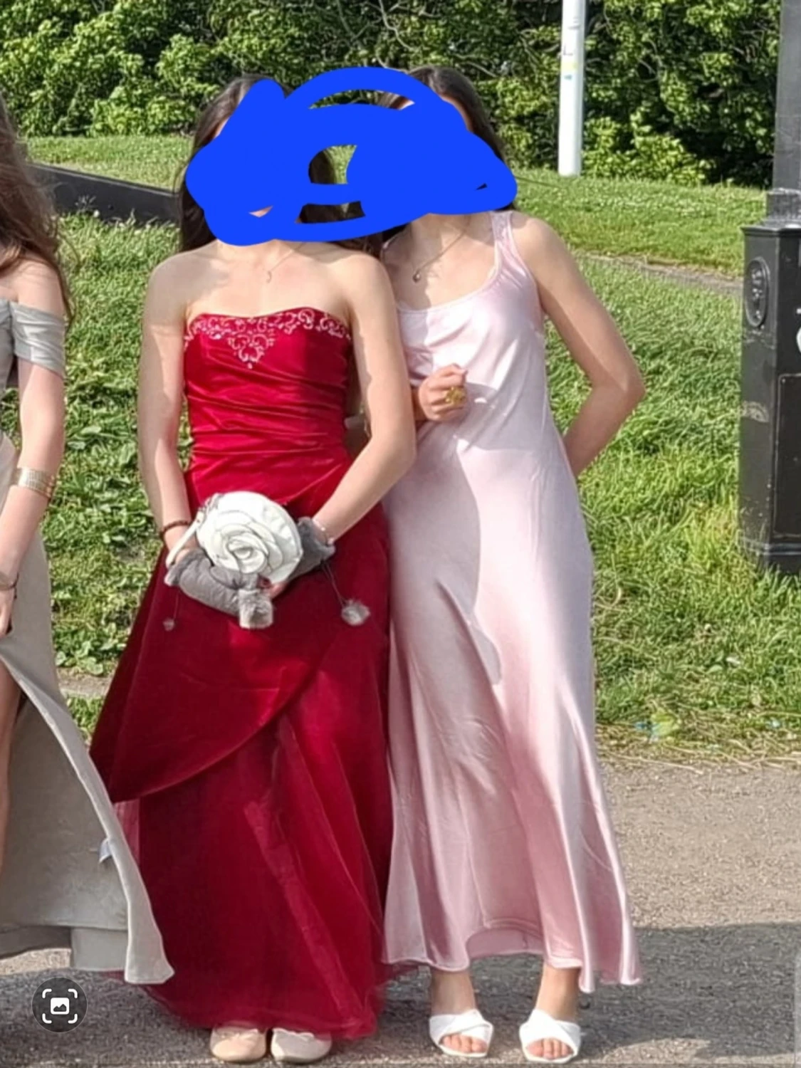 Vinröd balklänning - 2