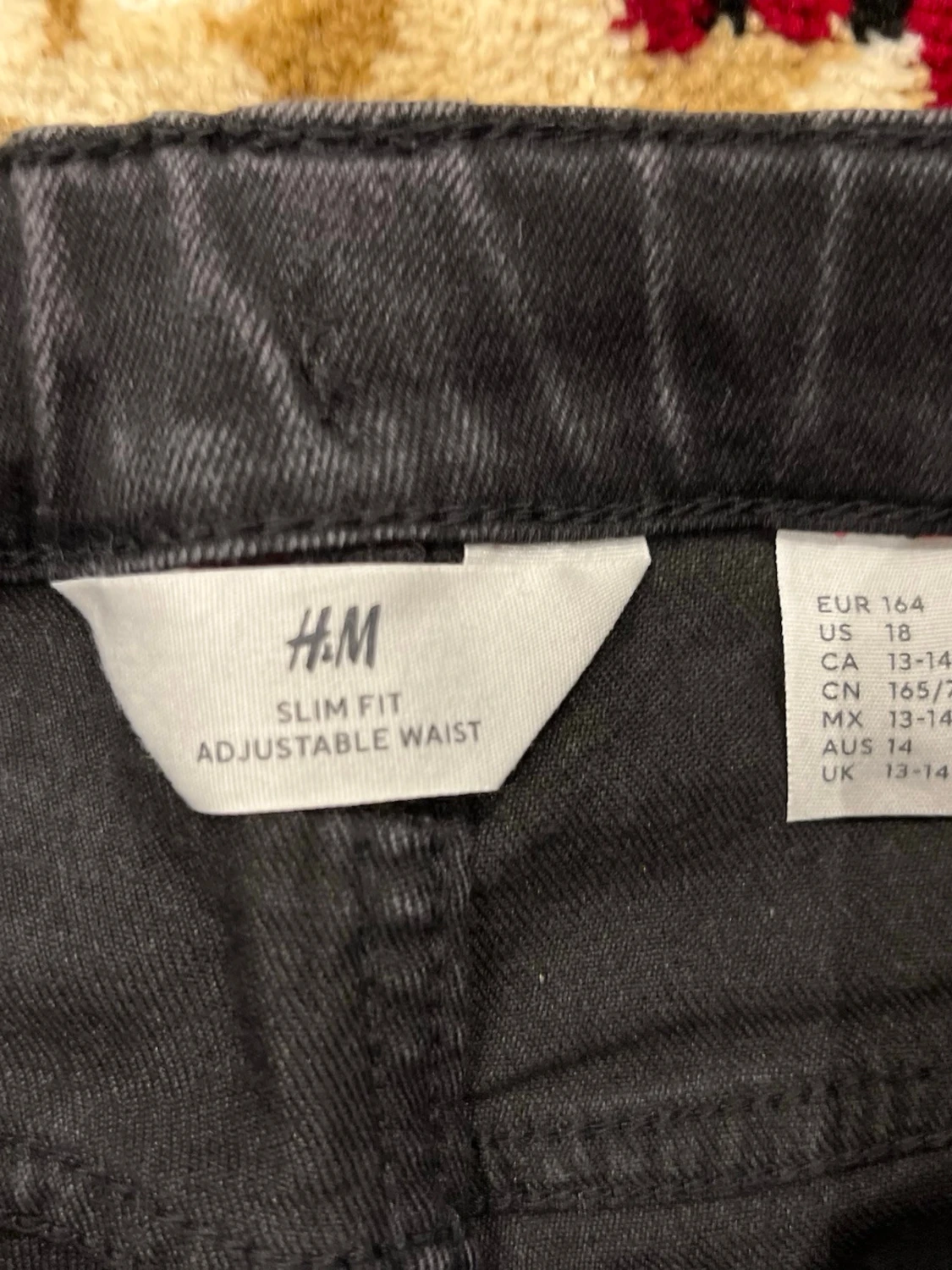 Svarta slim fit jeans från H&M - 1