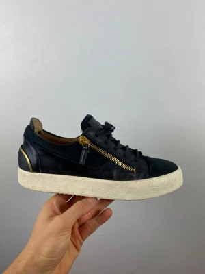 Guiseppe Zanotti skor - Storlek 42 | Skick 8/10 | Bara skorna medföljer | Hör av dig vid frågor! 