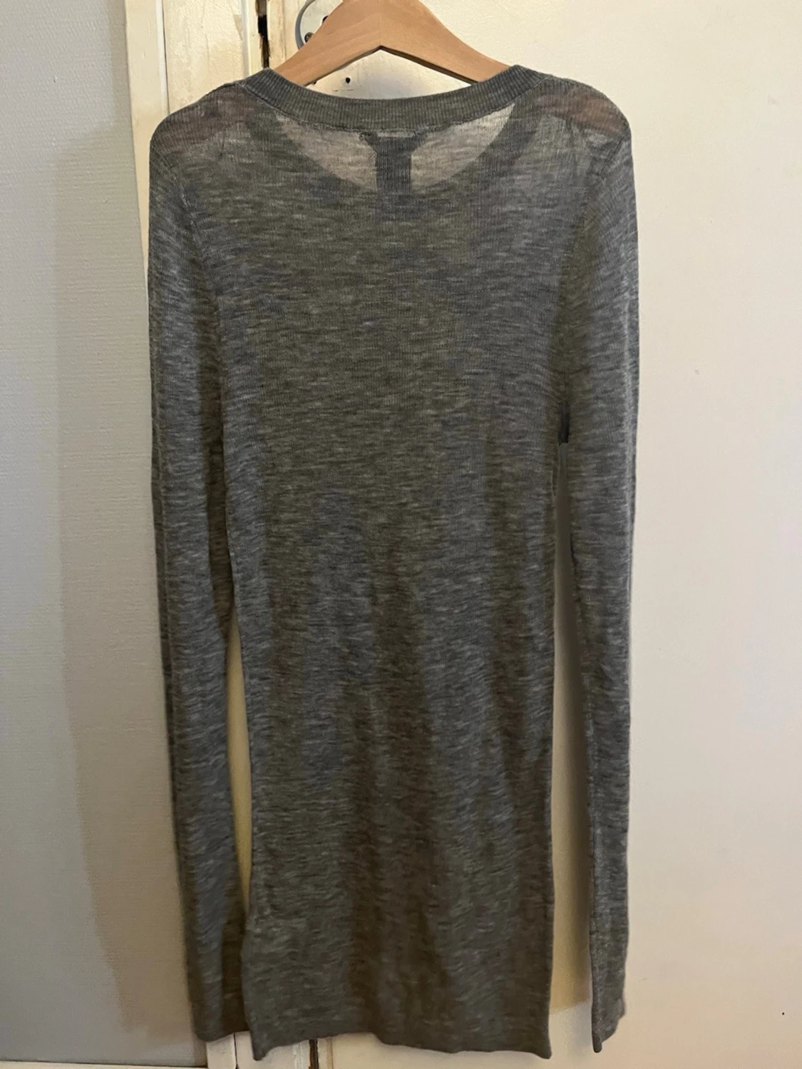 Grå långärmad tröja från Lindex - 1