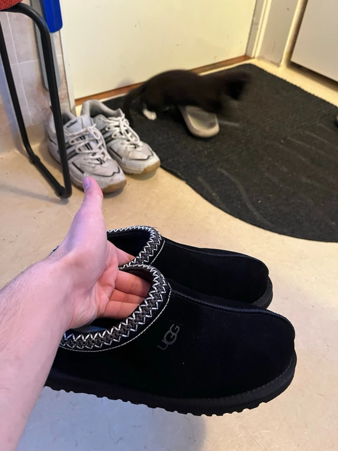 Svarta UGG Tasmans - 1