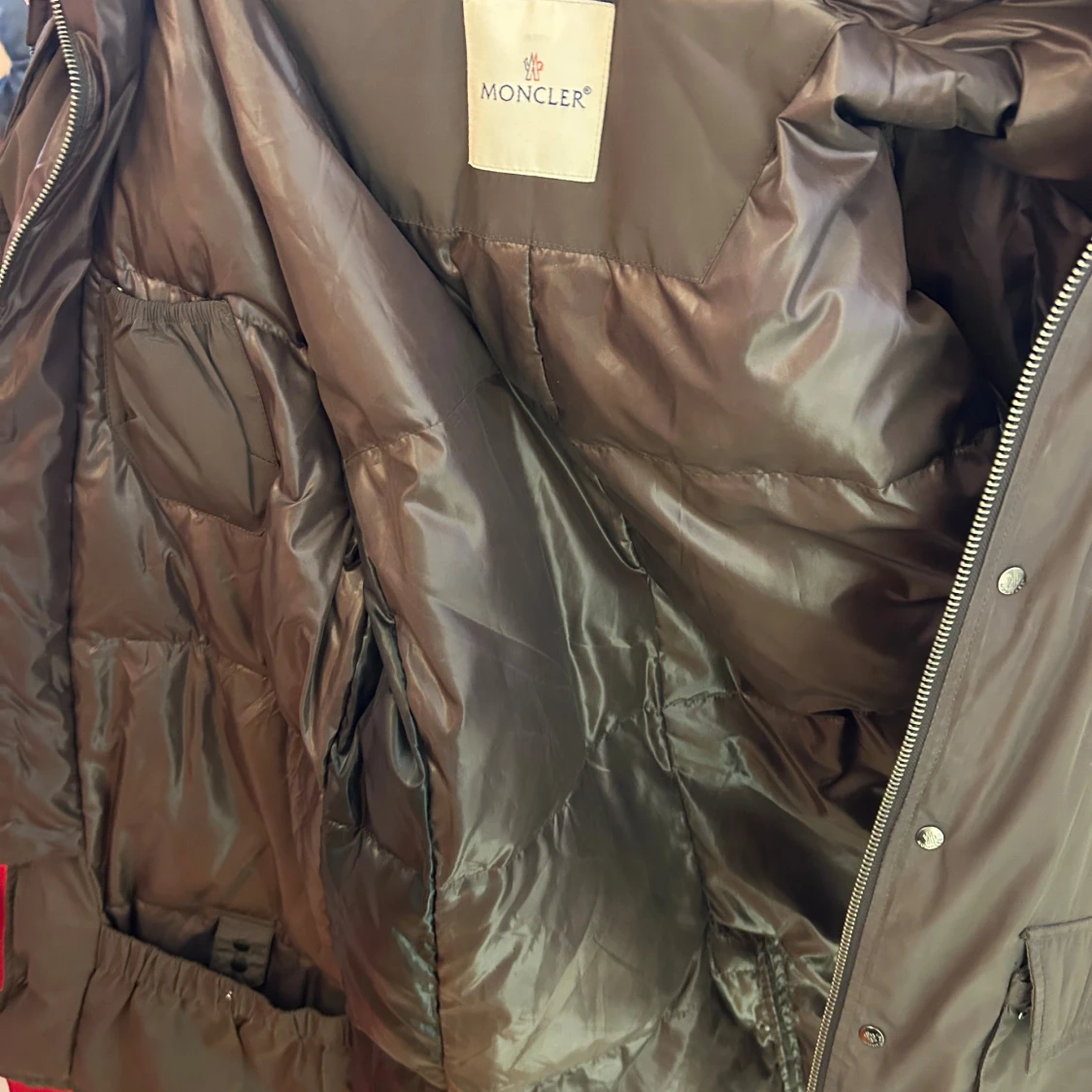 Mörkbrun dunjacka från Moncler - 3