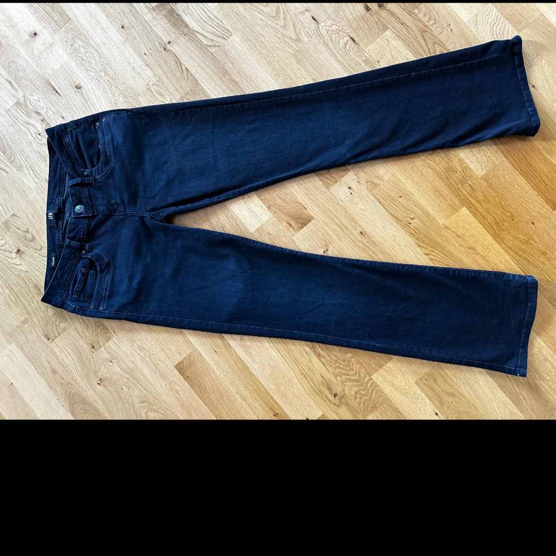 Svarta bootcut jeans från LTB - 4