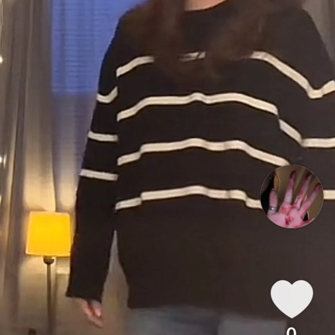 Svart stickad randig tröja - 1