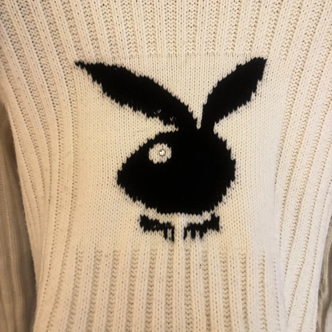 Vit polotröja med Playboy-logo - 1