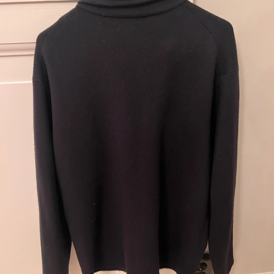 Svart overshirt från Massimo Dutti - 2