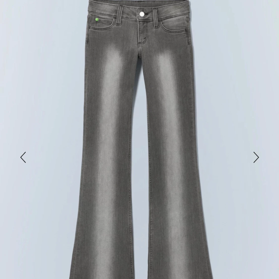 Grå bootcut jeans