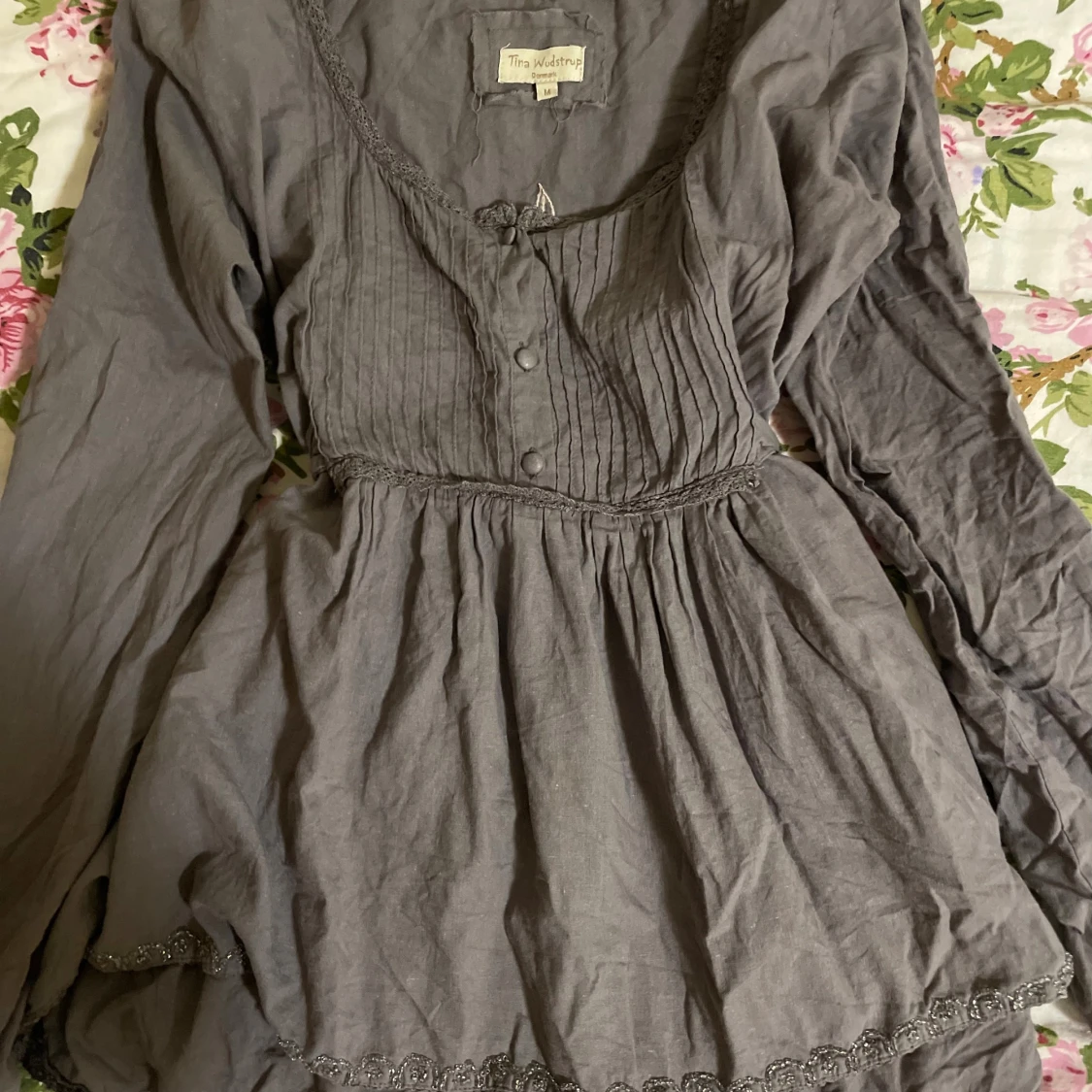 Grå kortklänning från Tina Wodstrup - 1