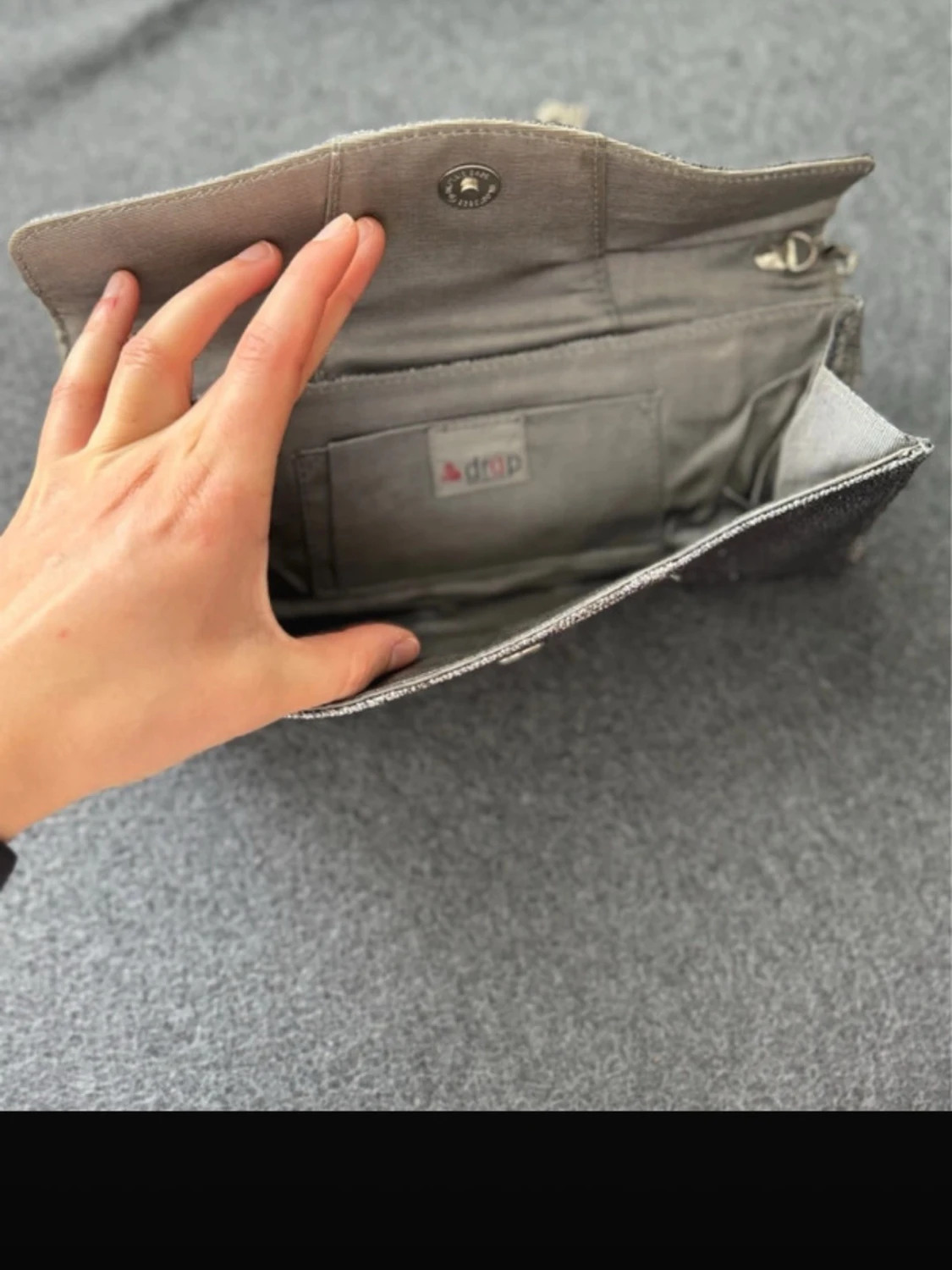 Silvrig kuvertväska med kedja från dipp - 2