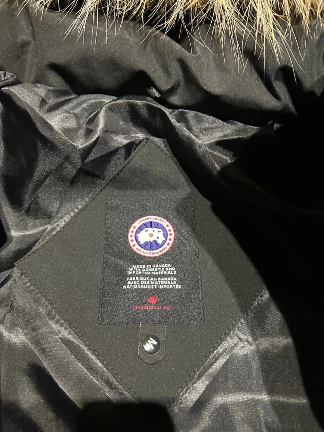 Svart jacka / Canada Goose- storlek: M - 4