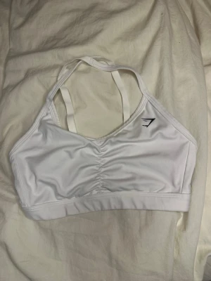 Gymshark sport-bh  - Använt några gånger. 