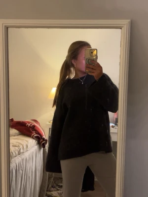 Svart oversized stickad tröja - Superfin stickad från hm i mohair