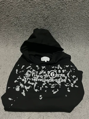 Masion margiela hoodie - Nytt skick storlek L passar M