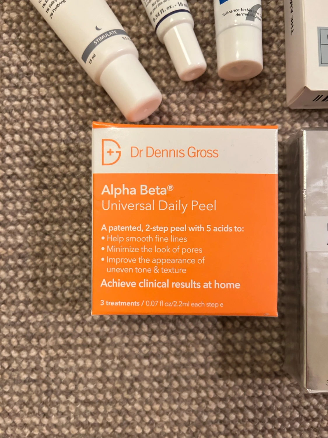 Hudvårdskit med ampuller och serum - 1