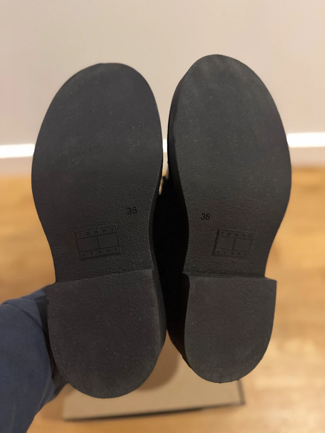 Nya svarta loafers Tommy Jeans skinn stl36 - 4