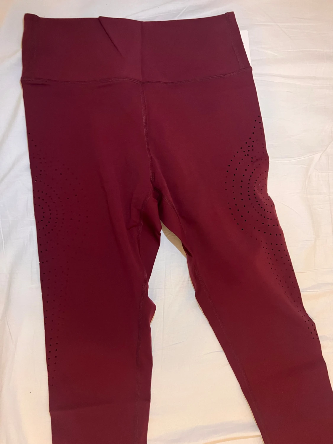 Vinröda leggings från La Nikar - 3