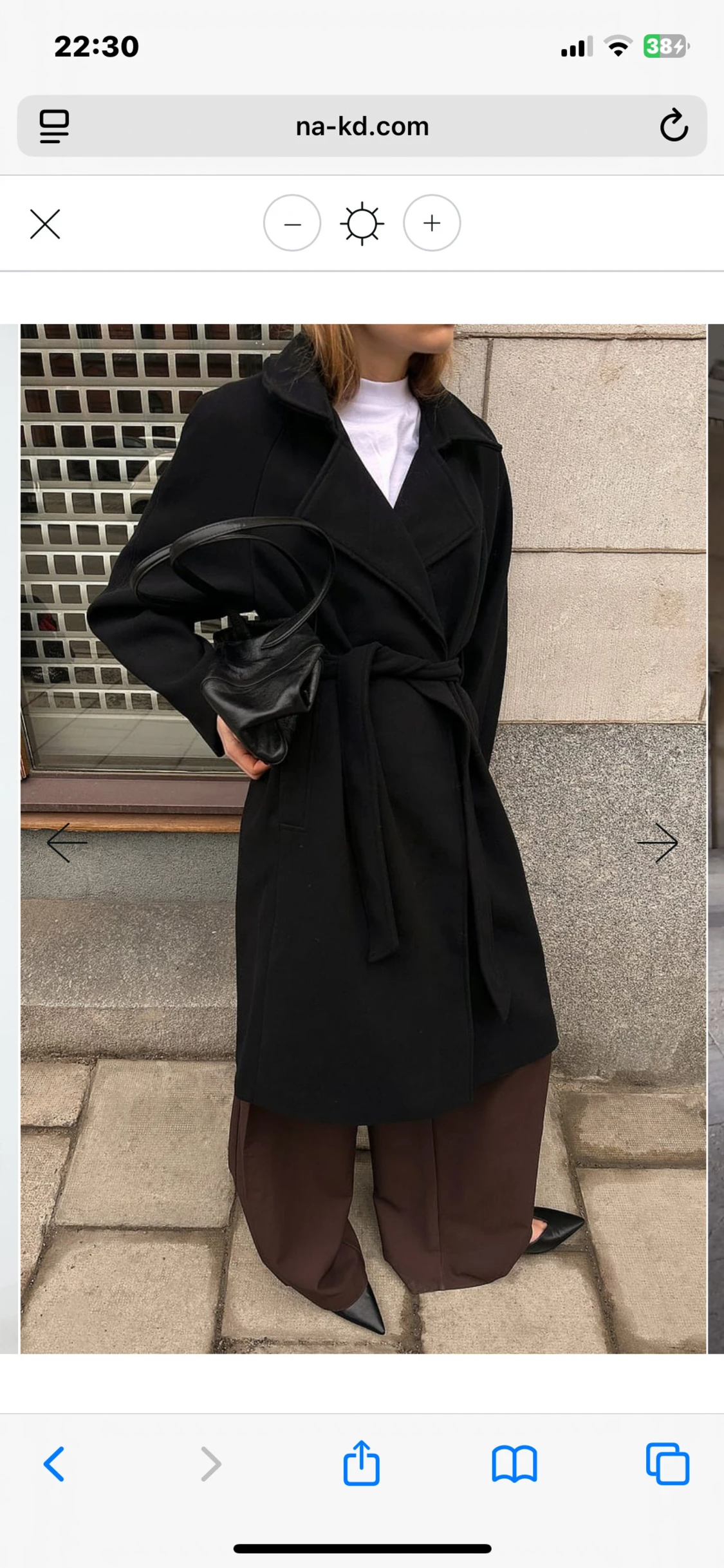 Svart kappa från NA-KD