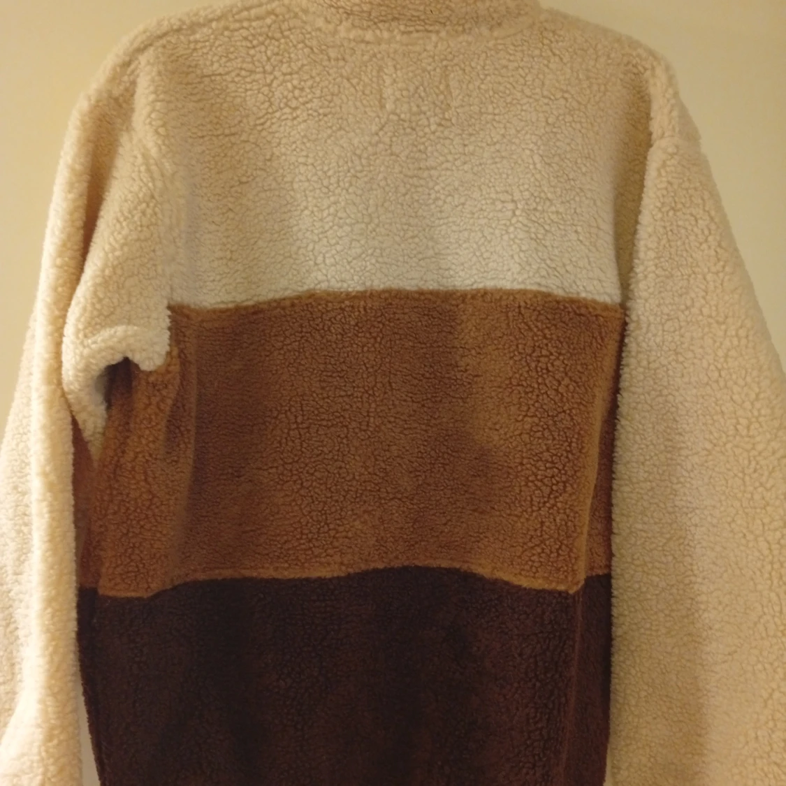 Färgglad fleece-tröja från Vailent - 1