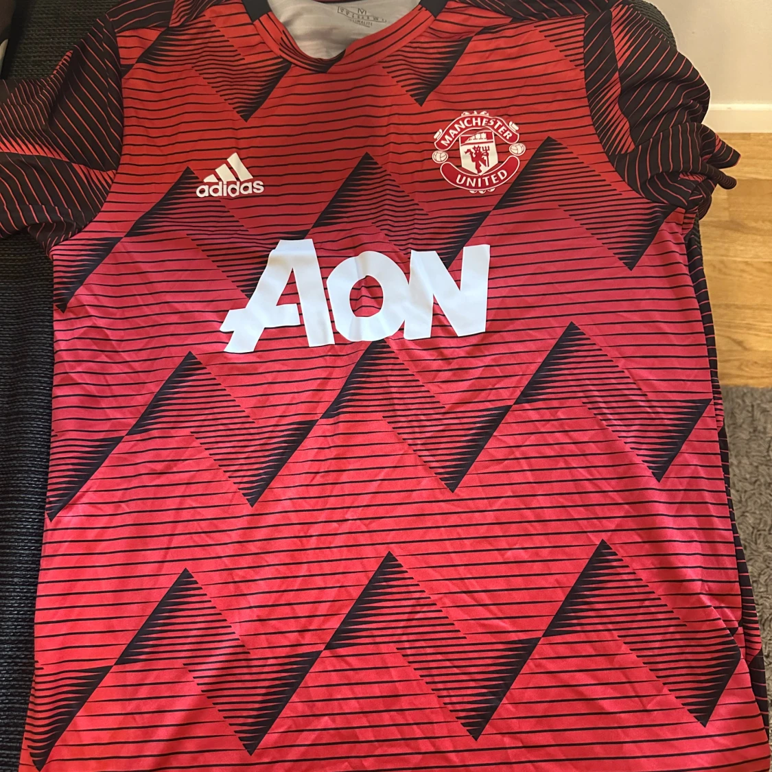 Manchester United röd träningströja Adidas