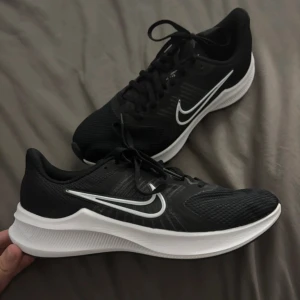 Nike träningsskor  - Säljer dessa endast prövade Nike skor köpt. 