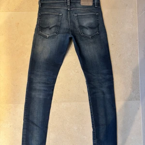 Jack and Jones  - Jack and Jones jeans snygga, stilrena 