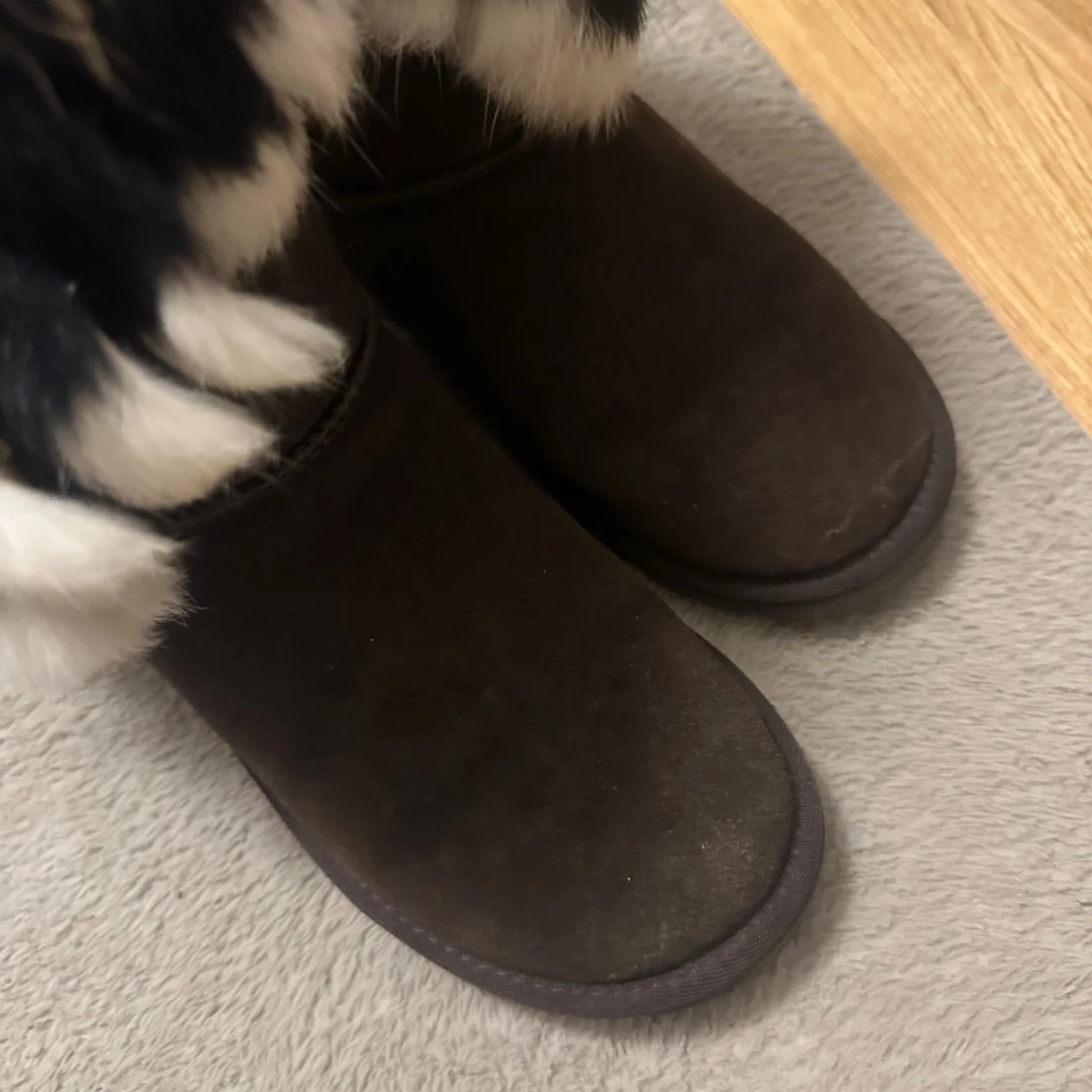 Bruna boots med fluffig päls - 2