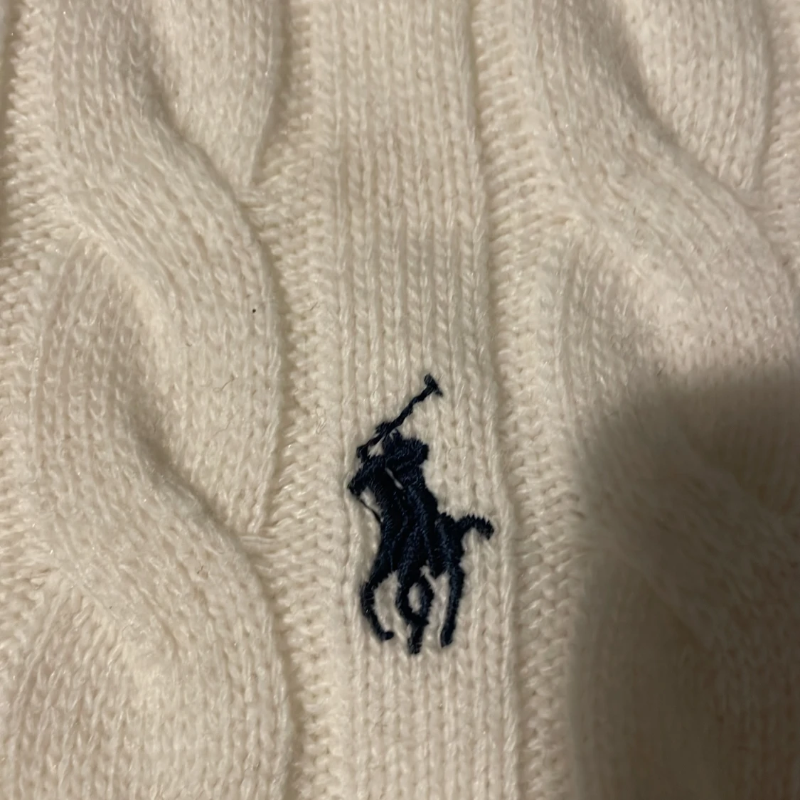 Vit stickad polotröja från Polo Ralph Lauren - 2