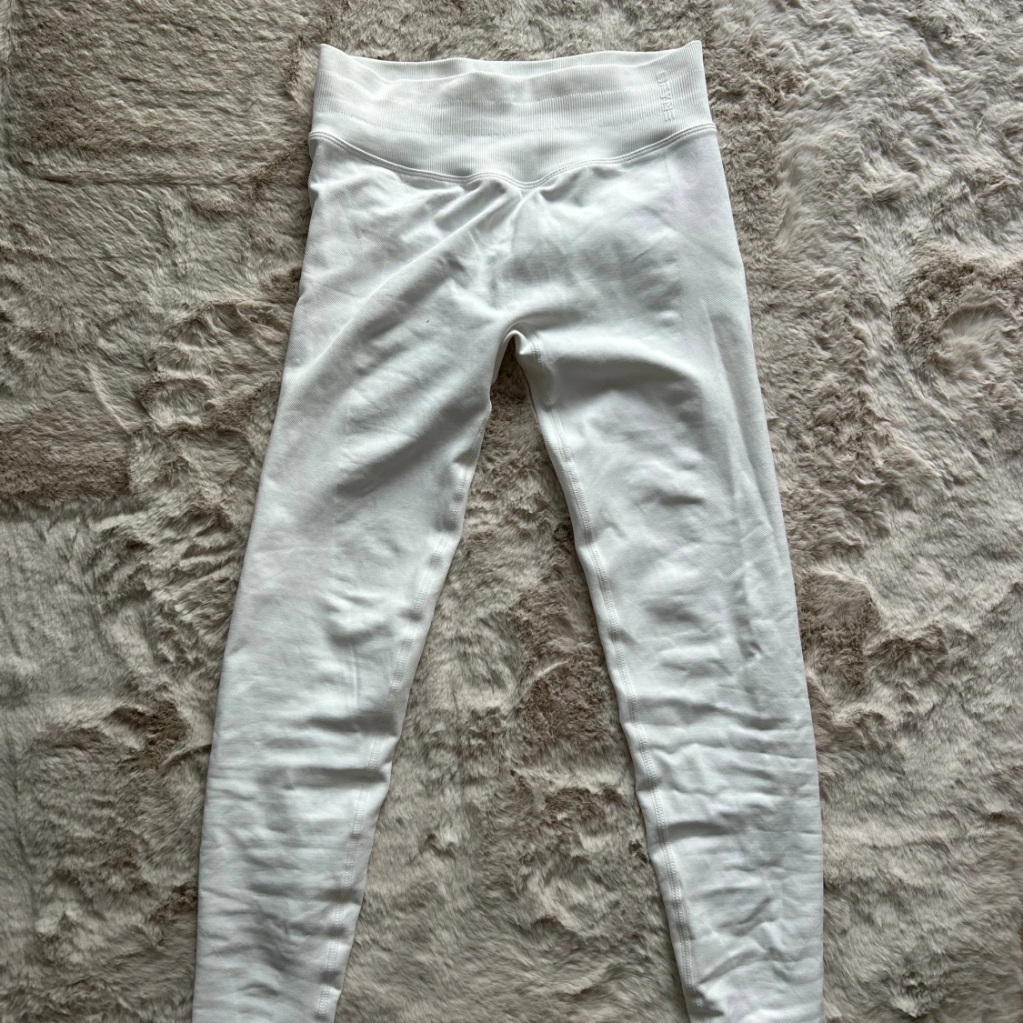 Vita seamless leggings från DFYNE - 1