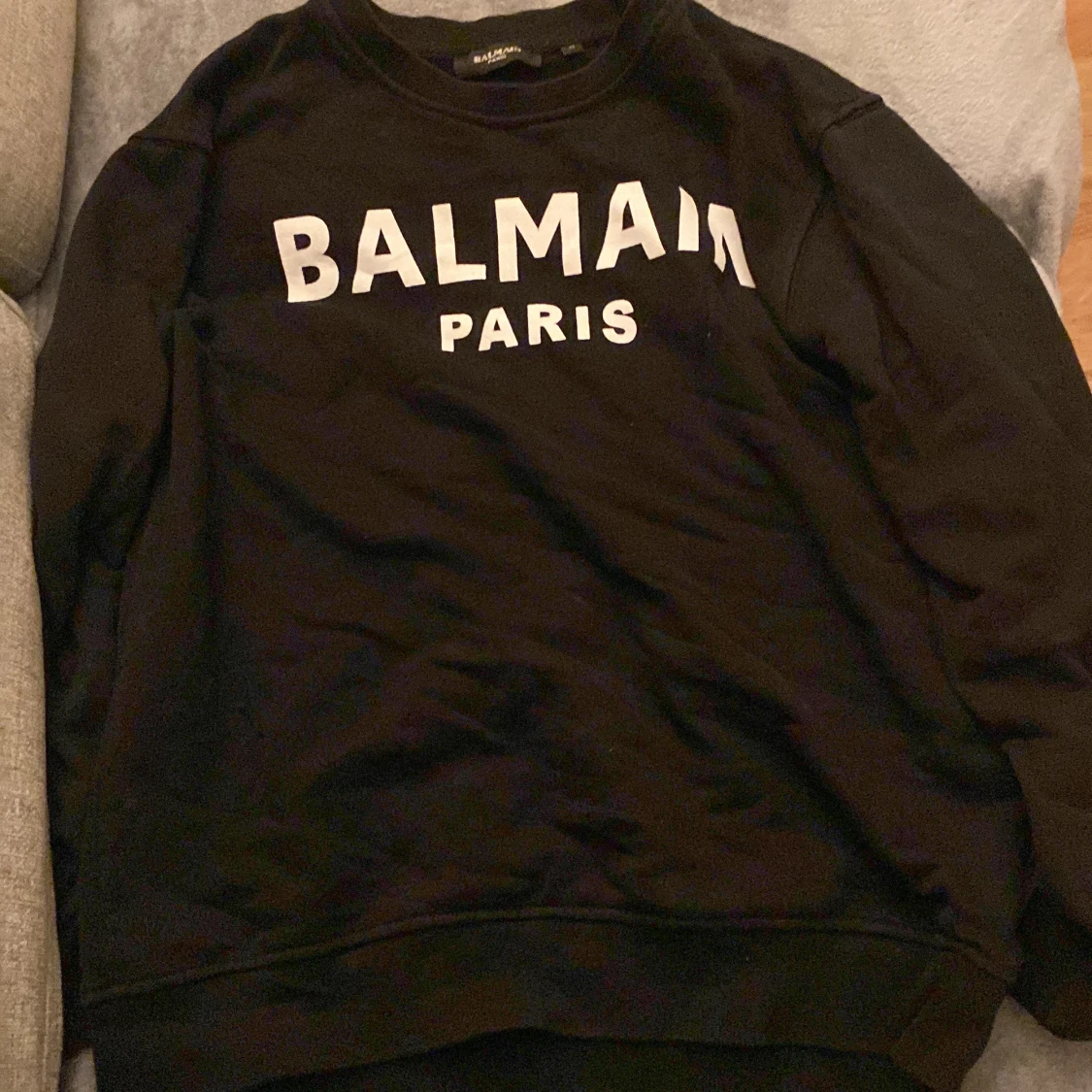 Svart sweatshirt från Balmain Paris