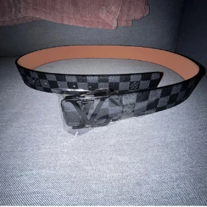 Bälte från välkänt märke  - Snygg