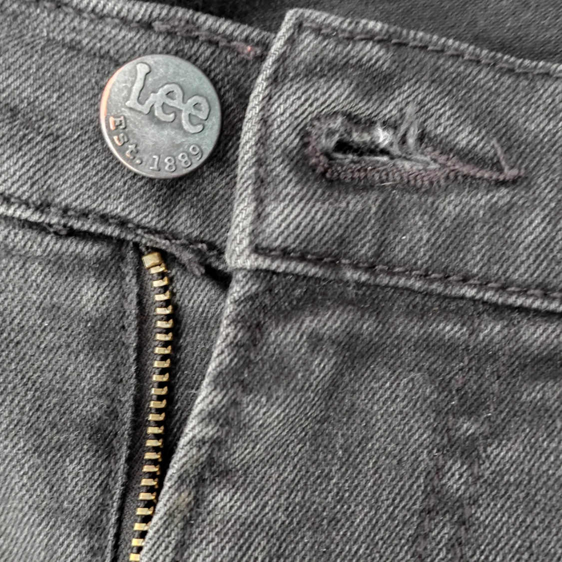 Svarta Lee jeans  - 2