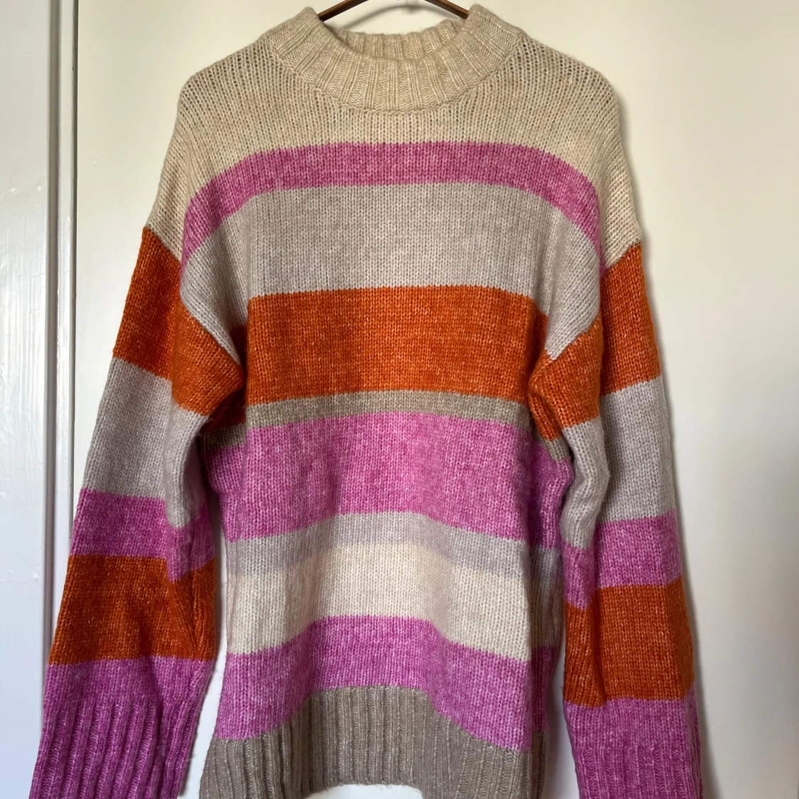 Randig stickad tröja från H&M