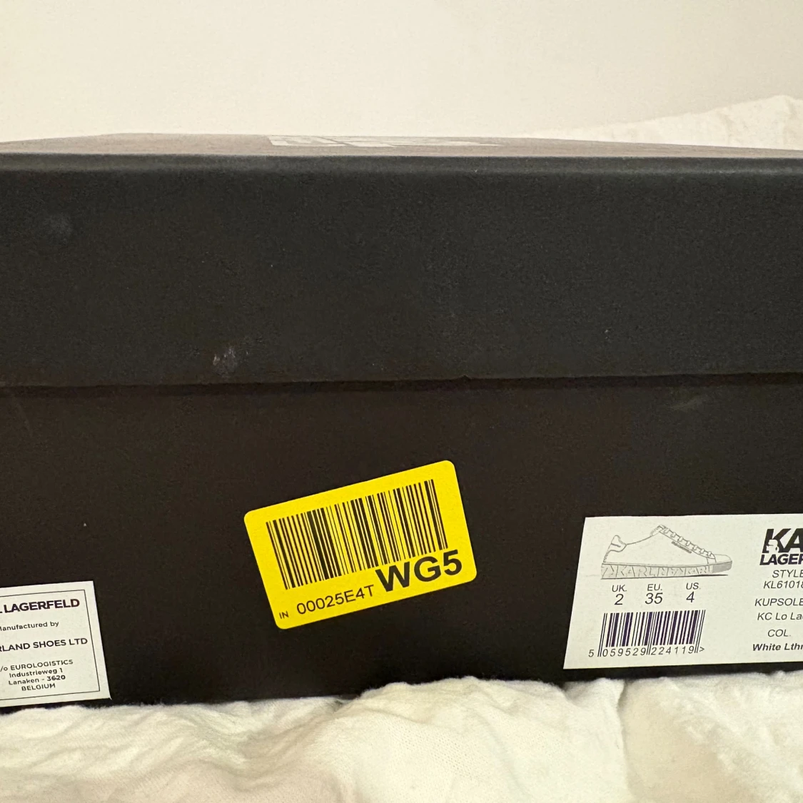 Vita sneakers från Karl Lagerfeld - 1