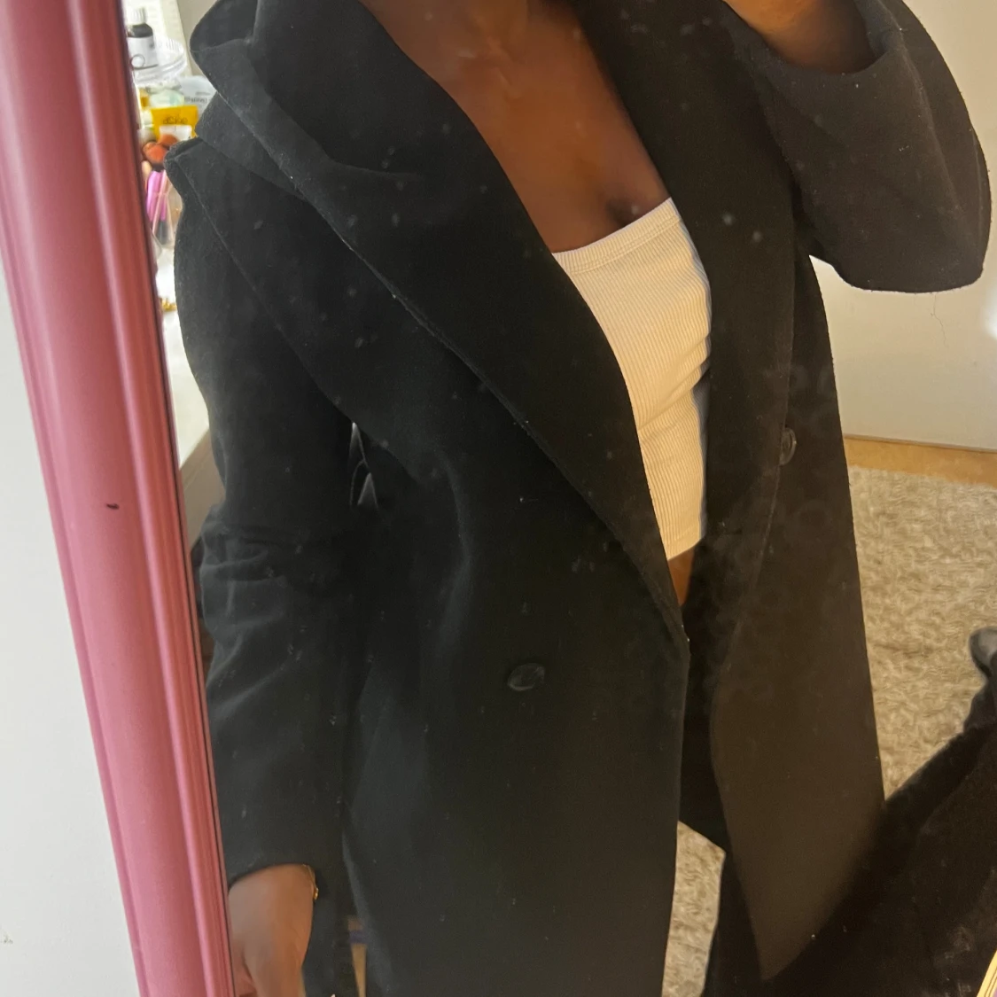 Svart kappa med luva  - 1