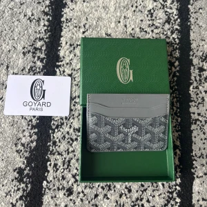 Korthållare/plånbok - Allt på bild ingår