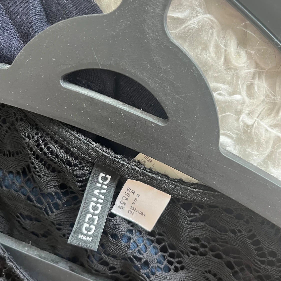 Svart peplumtop med spets från H&M Divided - 2