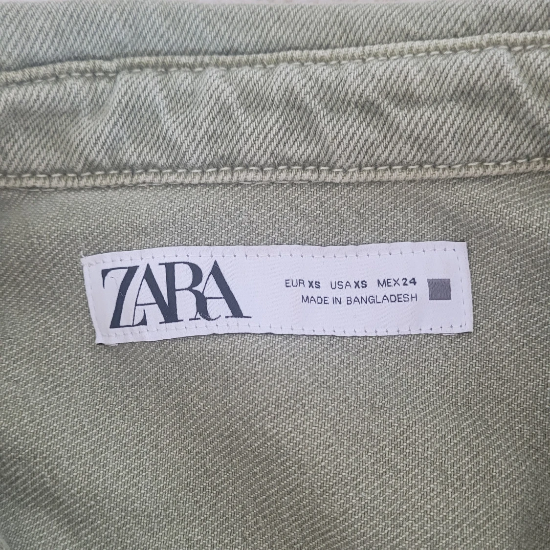 Grön jeansjacka från Zara  - 3