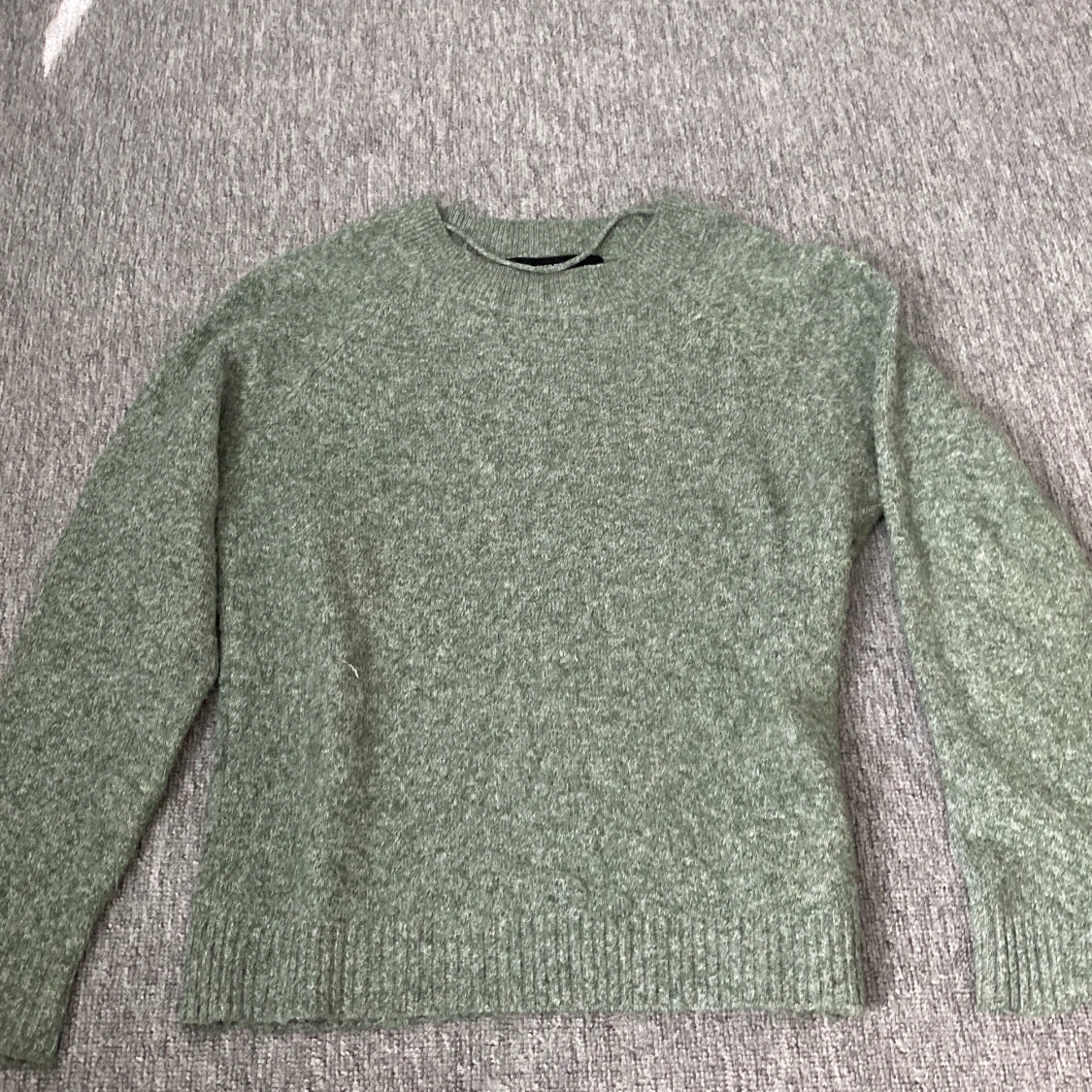 Grön stickad tröja från Vero Moda