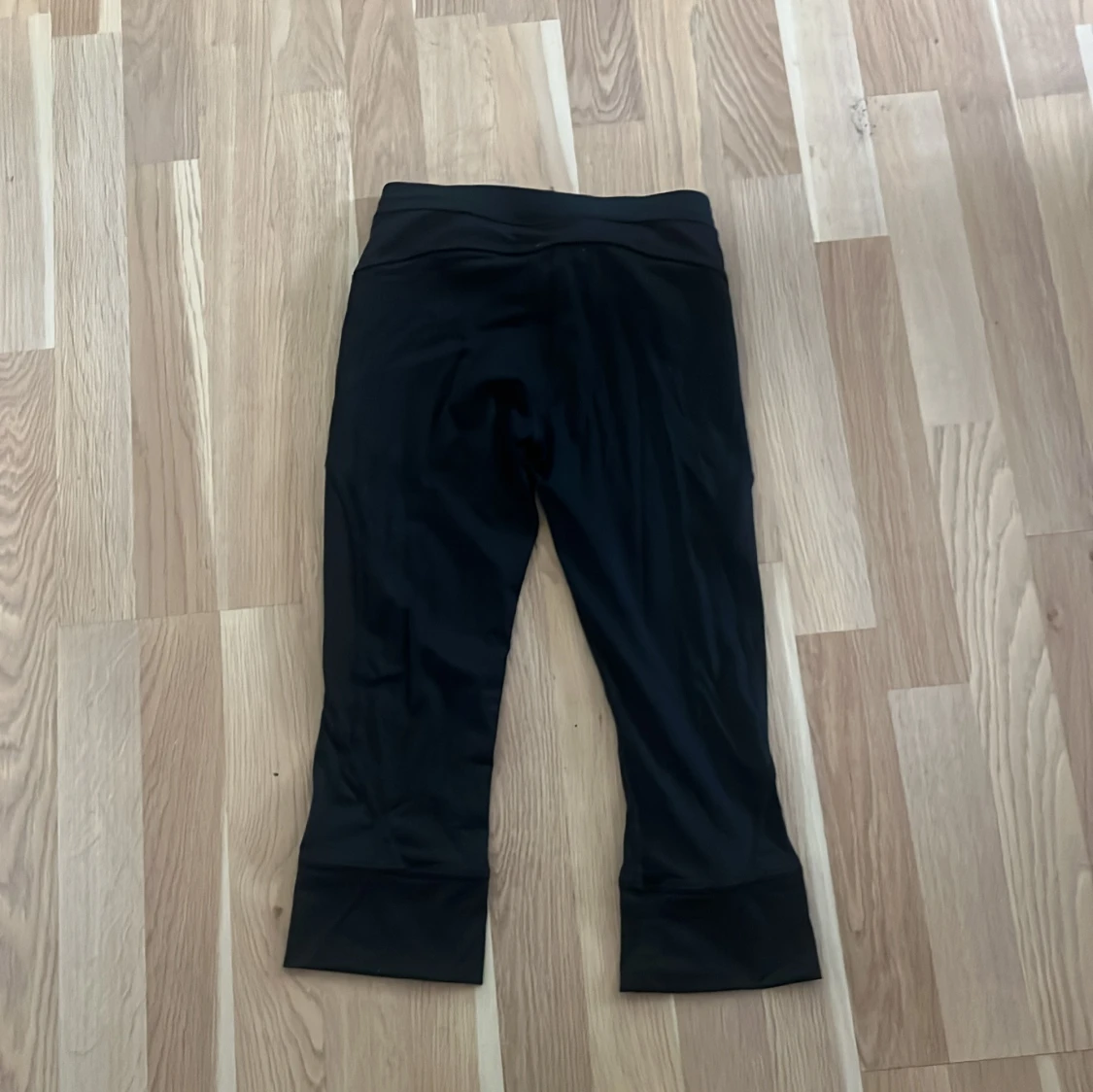 Svarta träningsleggings från SOC - 1