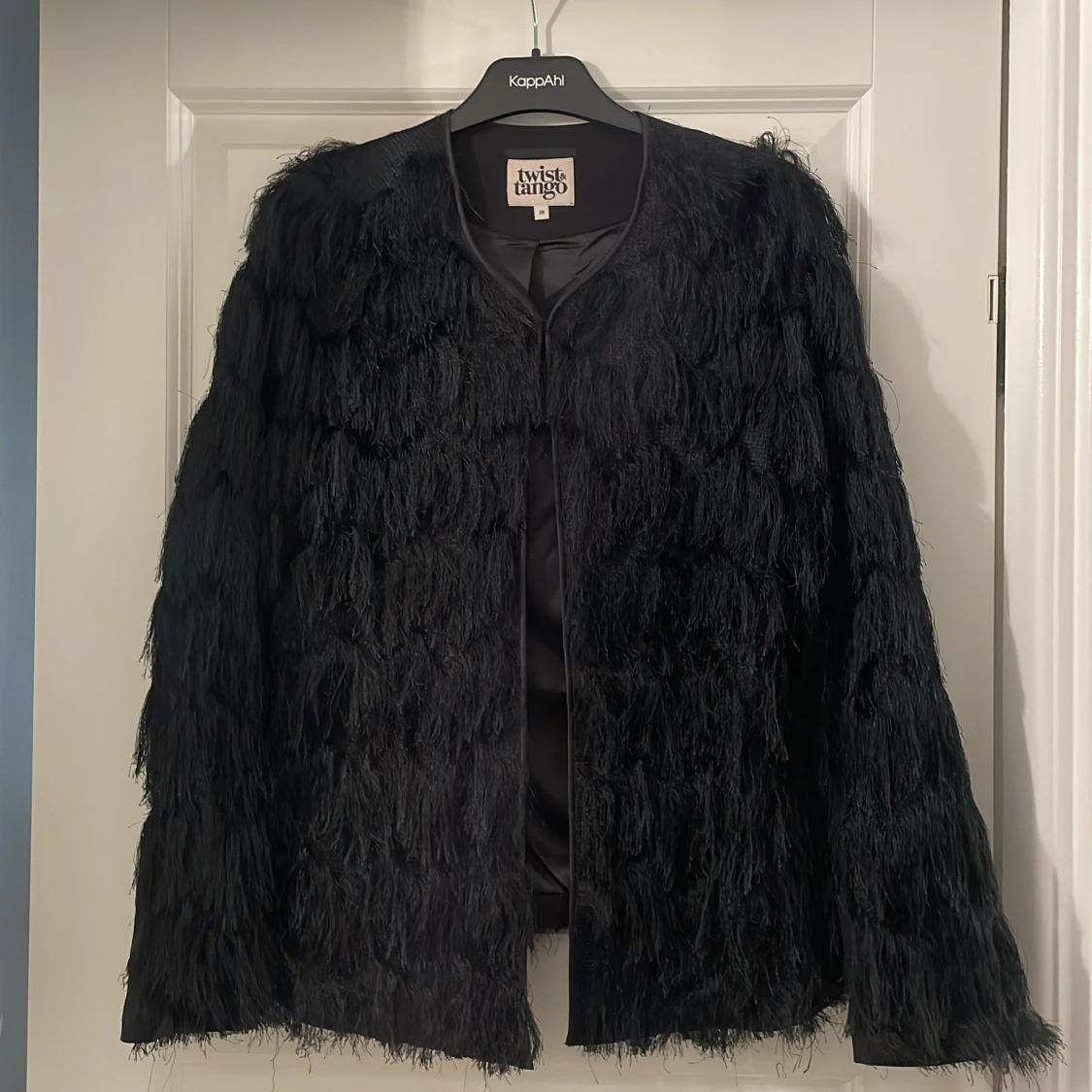 Svart pälsjacka Twist & Tango strl 38