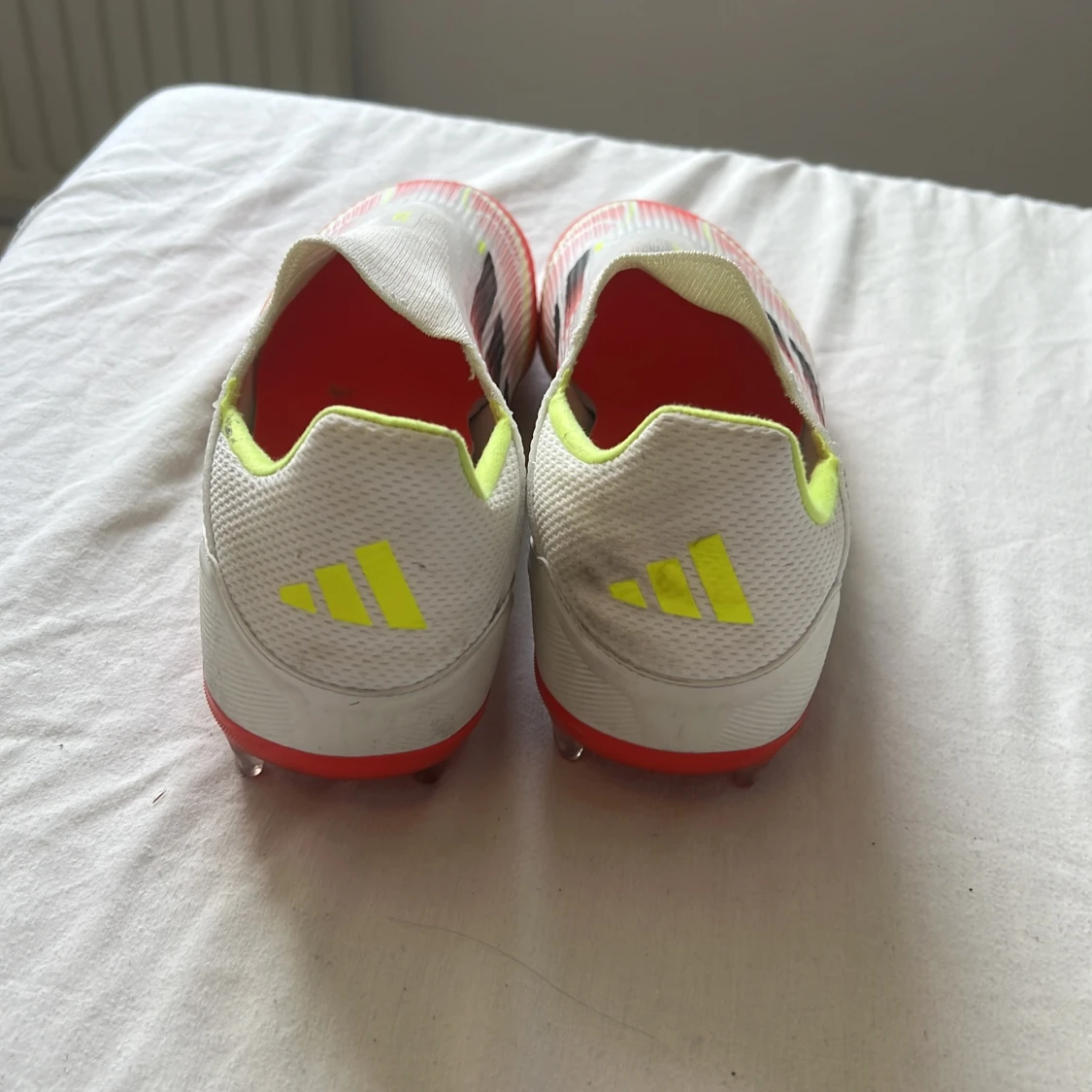 Adidas F50 fotbollsskor vit/röd - 1