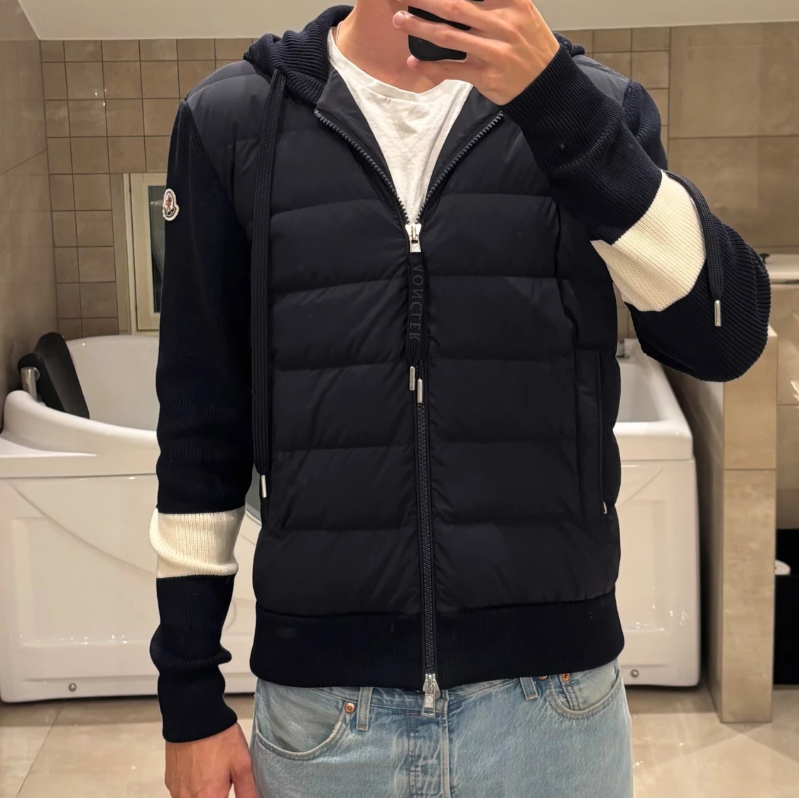 Moncler cardigan med stickade ärmar