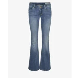 Blå bootcut jeans med utsvängda ben - Jättefina lågmidjade utsvängda jeans från vero Moda. Knappt använda så de är i jättebra skick! Storlek Xs/32 och stretch💞