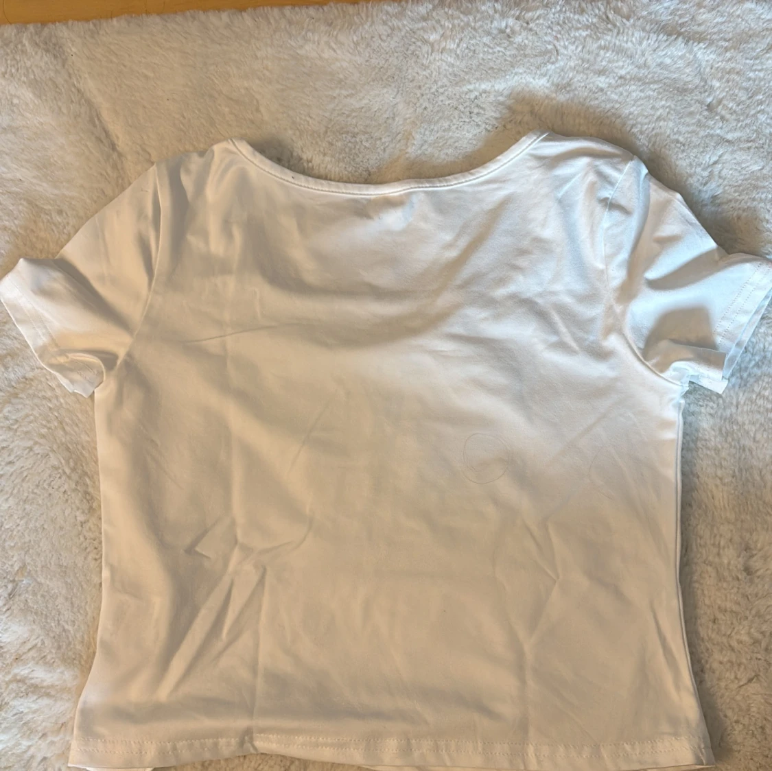 Vit topp med fyrkantig ringning Shein - 1