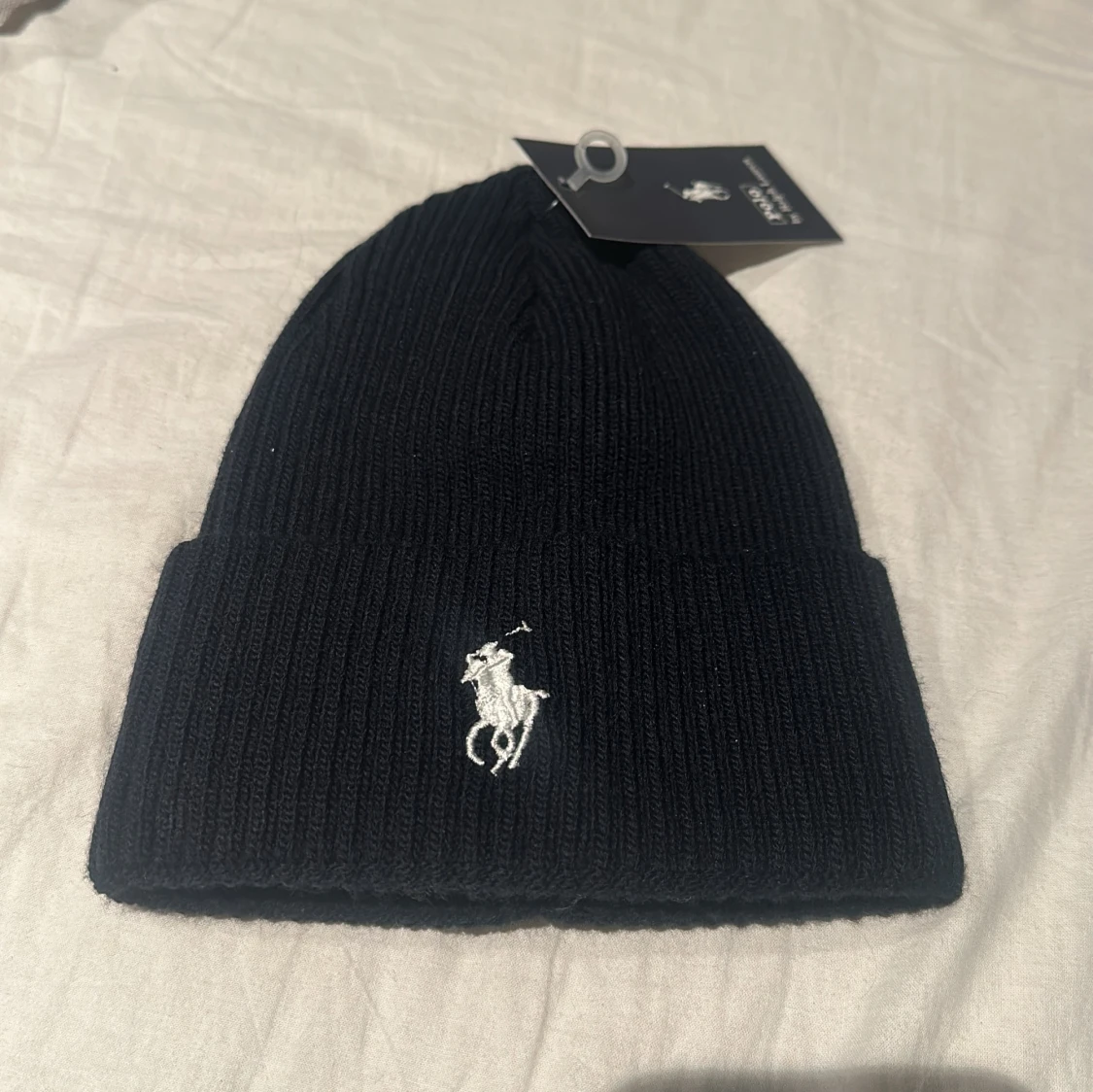 Mörkblå mössa från Polo Ralph Lauren