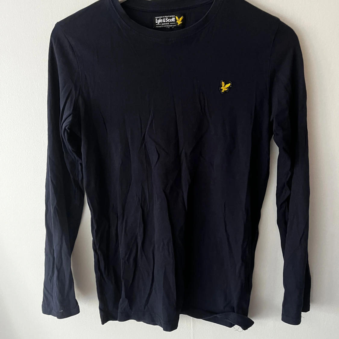 Mörkblå långärmad tröja Lyle & Scott