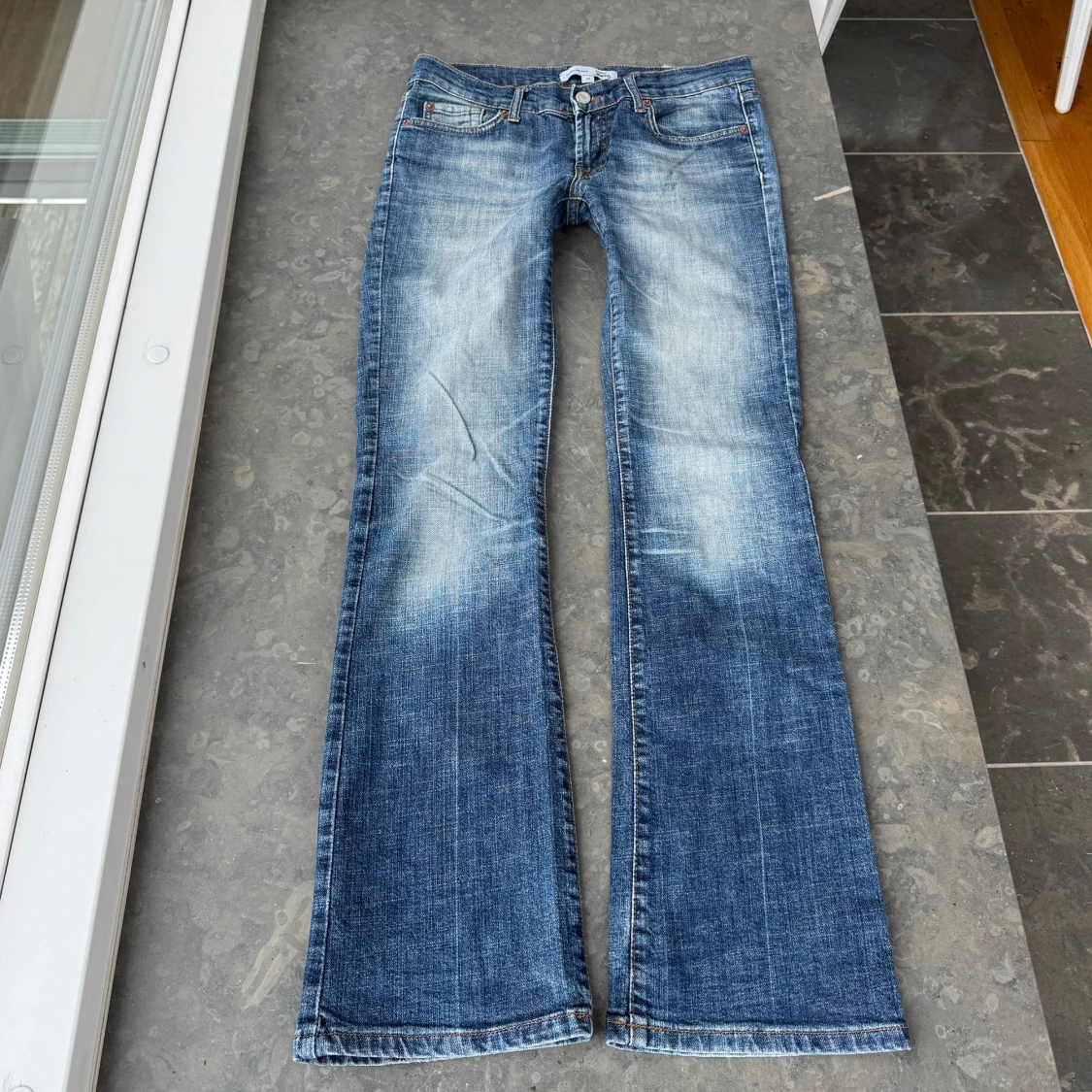 Lågmidjade jeans